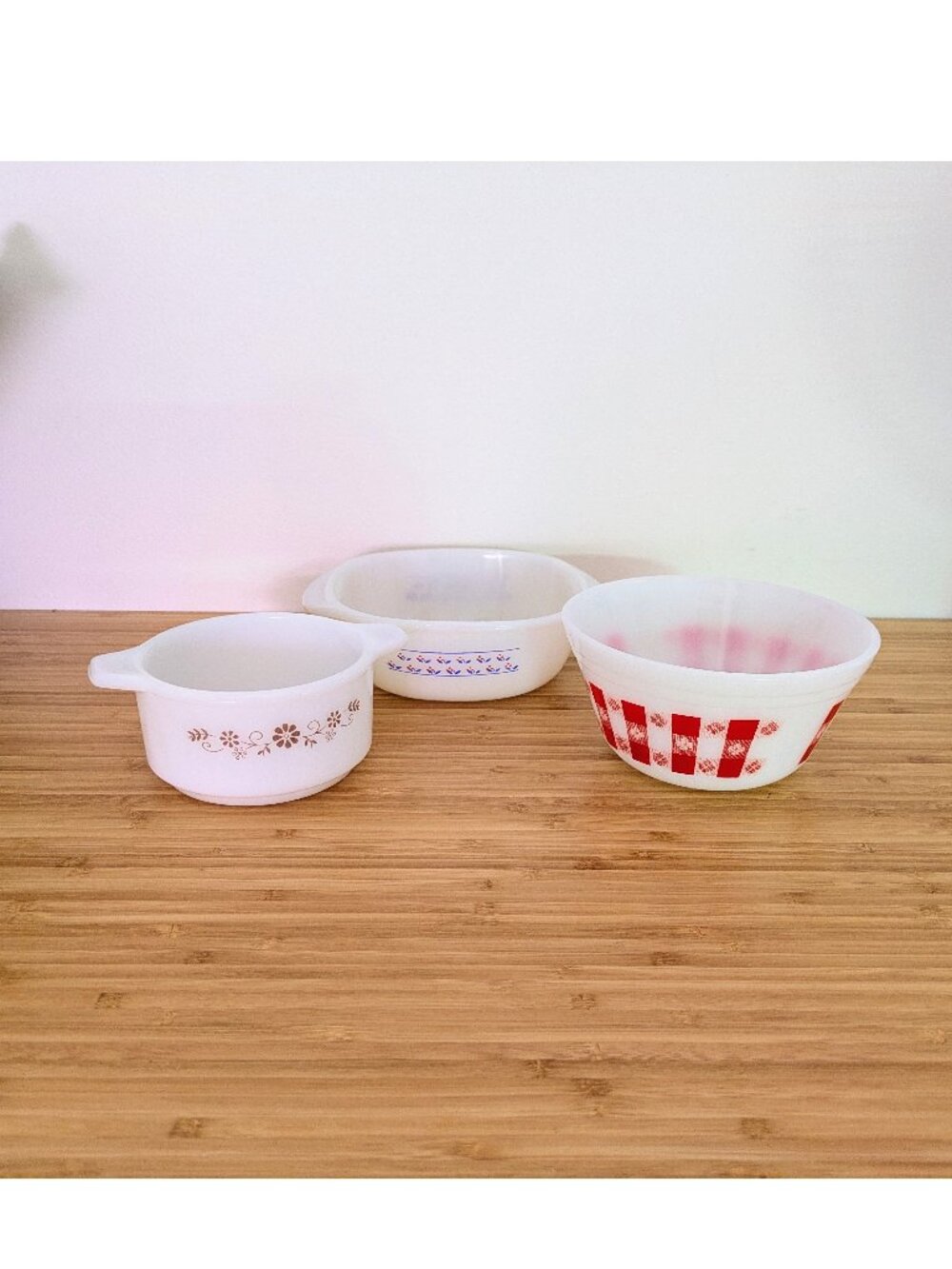 Mixed Lot of Vintage Milk Glass Bowl & Mini Casseroles